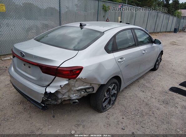 3KPF24AD6LE191383 2020 KIA FORTE Silver Trasero derecho