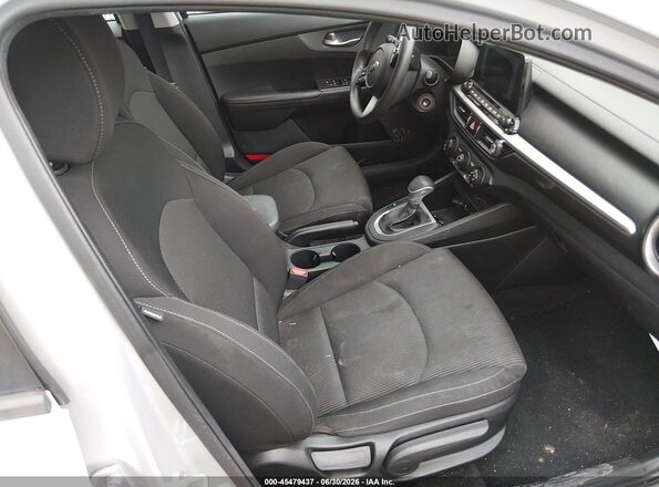 3KPF24AD6LE191383 2020 KIA FORTE Silver Vista interior delantera