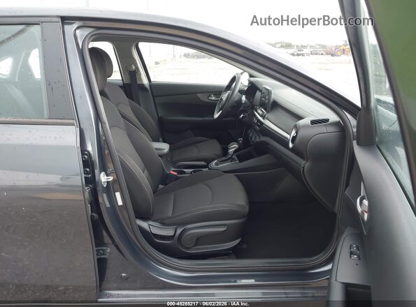 3KPF24AD6ME263734 2021 KIA FORTE Gray Սալոնի դիմացի տեսք