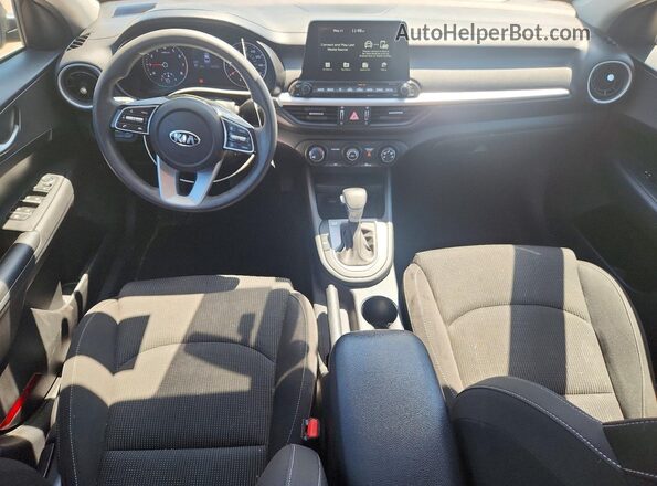 3KPF24AD6ME280498 2021 KIA FORTE Blue Dashboard view