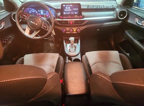 3KPF24AD6PE549684 2023 KIA FORTE Black Вид панелі приладів