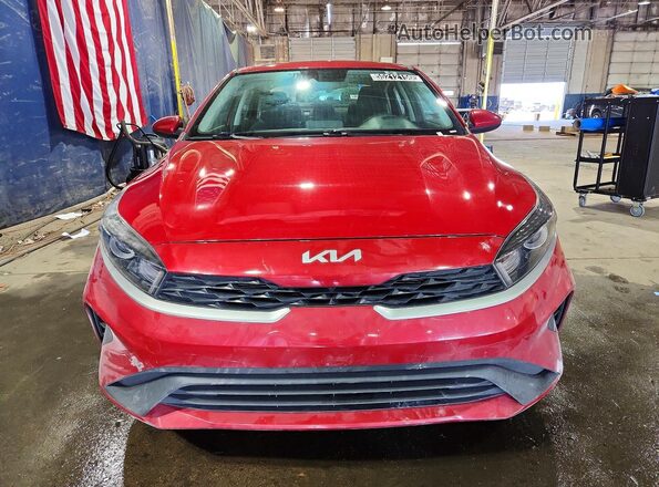 3KPF24AD6PE592101 2023 KIA FORTE Red Widok z przodu