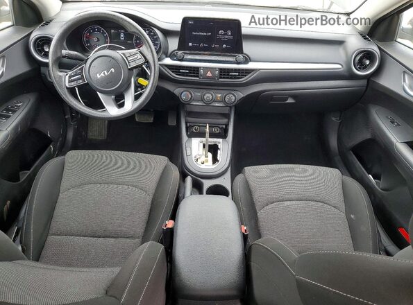3KPF24AD6PE621855 2023 KIA FORTE Черный Вид панели приборов