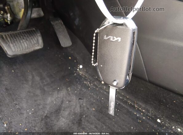3KPF24AD6PE663913 2023 KIA FORTE Черный Вид панели приборов