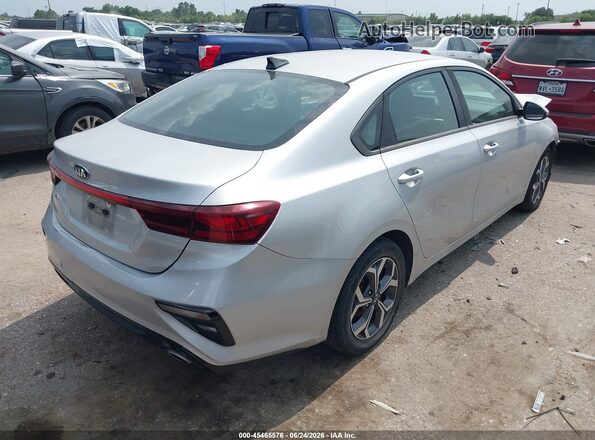3KPF24AD7KE090609 2019 KIA FORTE Серебряный Задняя правая четверть
