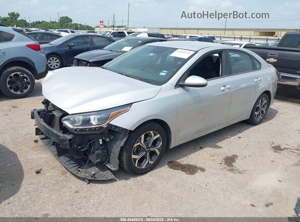 3KPF24AD7KE090609 2019 KIA FORTE Серебряный Передняя левая четверть
