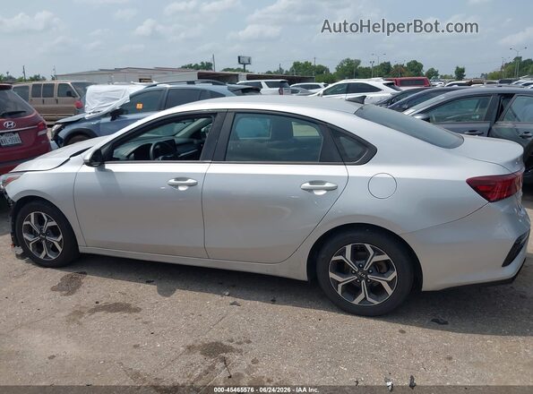 3KPF24AD7KE090609 2019 KIA FORTE Серебряный 