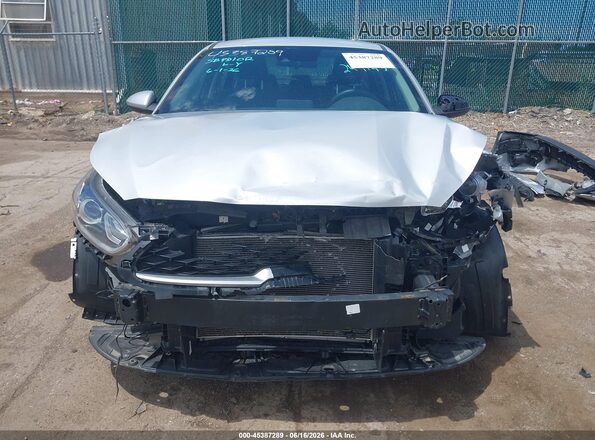 3KPF24AD7LE249145 2020 KIA FORTE Silver Widok wnętrza z tyłu