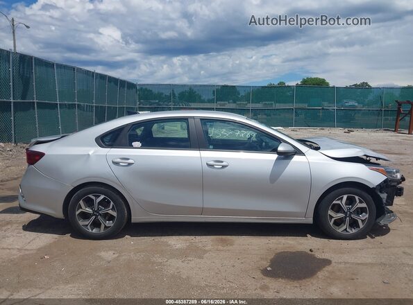 3KPF24AD7LE249145 2020 KIA FORTE Silver Widok wnętrza 360 stopni