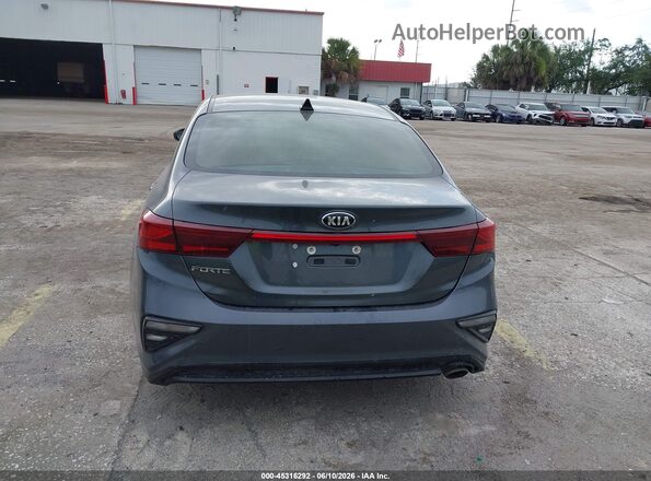 3KPF24AD7ME334939 2021 KIA FORTE Gray 