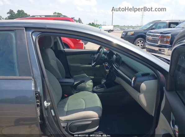 3KPF24AD7ME346573 2021 KIA FORTE Gray Вид салону спереду