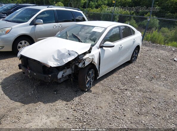 3KPF24AD7ME348565 2021 KIA FORTE White Vista tres cuartos delantera izquierda