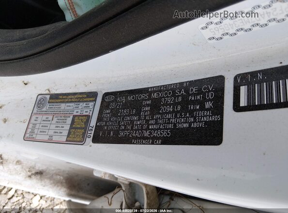 3KPF24AD7ME348565 2021 KIA FORTE White Vista del compartimento del motor