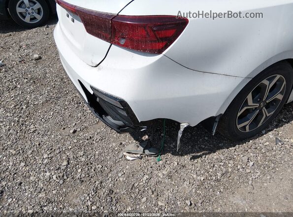 3KPF24AD7ME348565 2021 KIA FORTE White 