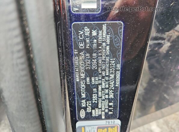 3KPF24AD7ME351241 2021 KIA FORTE Black Vista del compartimento del motor