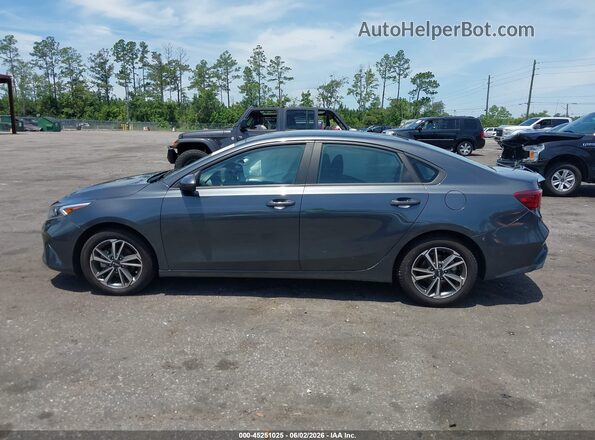 3KPF24AD7NE429714 2022 KIA FORTE Gray 