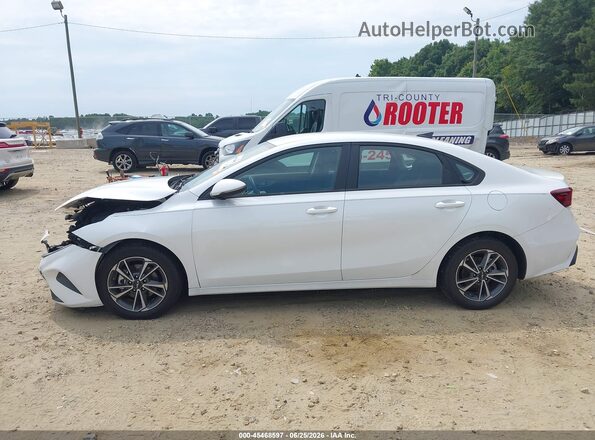3KPF24AD7NE475978 2022 KIA FORTE White 