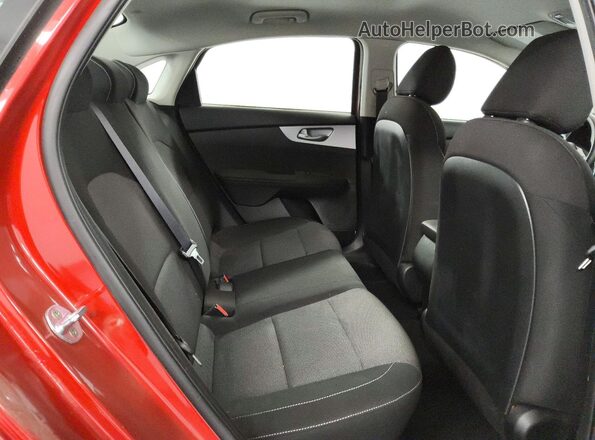 3KPF24AD7PE508951 2023 KIA FORTE Red Вид задніх сидінь
