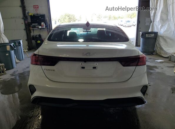 3KPF24AD7PE517911 2023 KIA FORTE White 