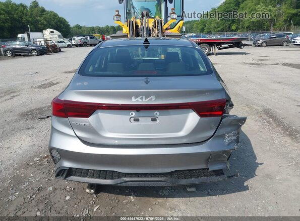 3KPF24AD7PE543408 2023 KIA FORTE Gray 