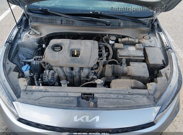 3KPF24AD7PE557065 2023 KIA FORTE Silver Rear view