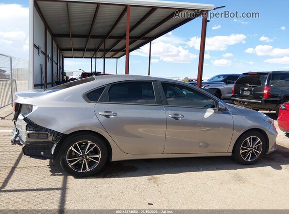 3KPF24AD7PE557065 2023 KIA FORTE Silver 360 interior view