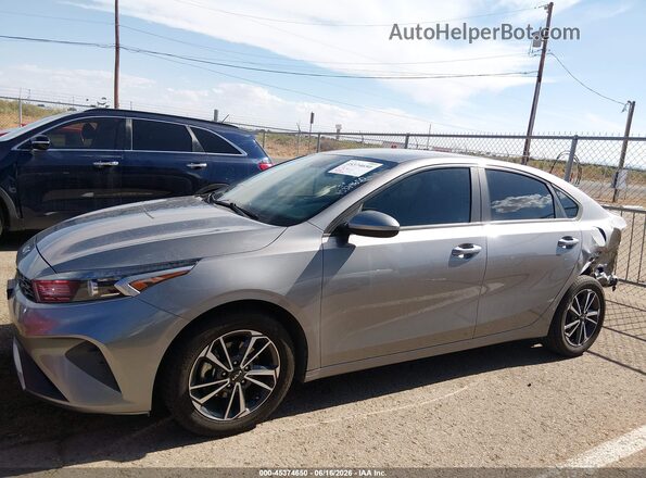 3KPF24AD7PE557065 2023 KIA FORTE Silver 