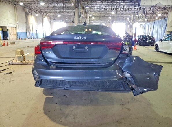 3KPF24AD7PE603333 2023 KIA FORTE Gray Вид ззаду