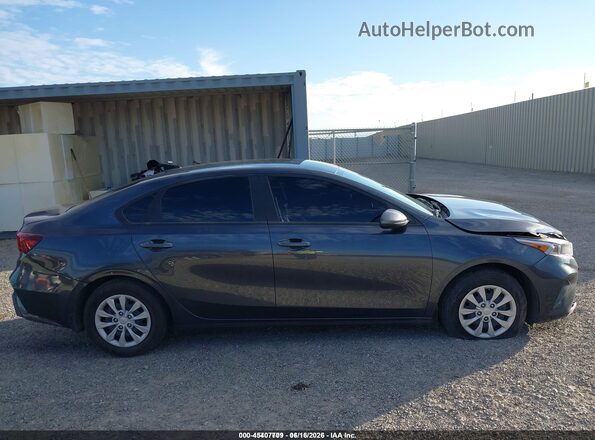 3KPF24AD7PE609231 2023 KIA FORTE Gray Вид задньої частини салону