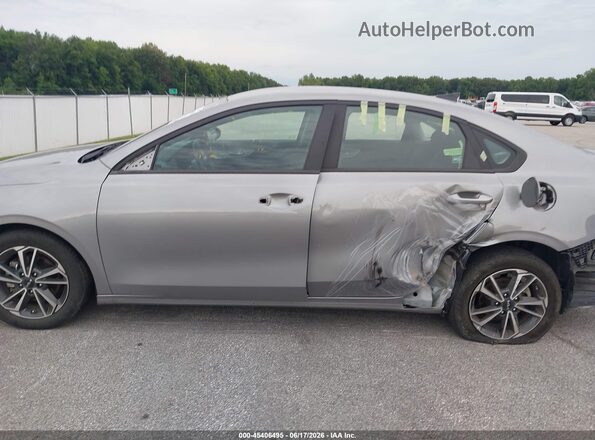 3KPF24AD7PE612582 2023 KIA FORTE Gray 