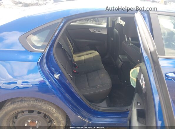 3KPF24AD7RE742395 2024 KIA FORTE Blue Widok naklejki z numerem VIN