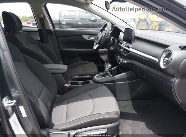 3KPF24AD7RE749489 2024 KIA FORTE Black Front interior view