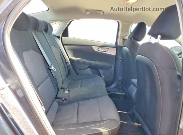 3KPF24AD7RE759097 2024 KIA FORTE Gray უკანა სავარძლების ხედი