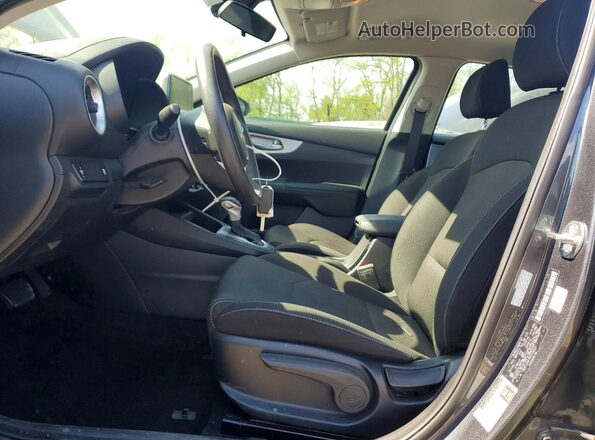 3KPF24AD7RE759097 2024 KIA FORTE Gray წინა სალონის ხედი