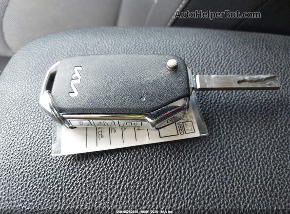 3KPF24AD7RE759472 2024 KIA FORTE White წინა პანელის ხედი