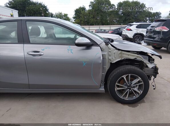 3KPF24AD7RE764025 2024 KIA FORTE Gray 