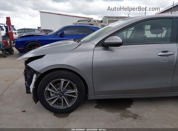 3KPF24AD7RE764025 2024 KIA FORTE Gray 