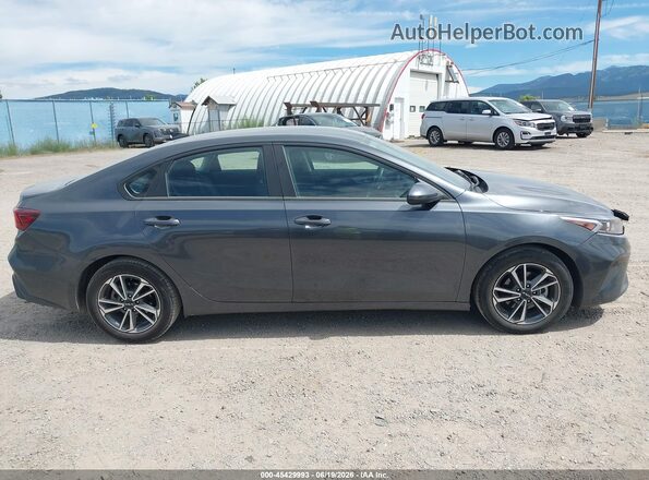 3KPF24AD7RE768477 2024 KIA FORTE Gray 