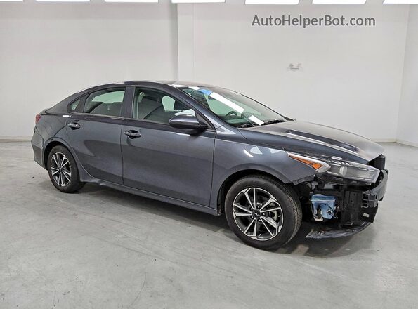 3KPF24AD7RE770150 2024 KIA FORTE Gray 