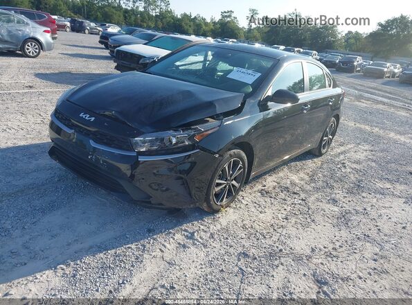 3KPF24AD7RE771895 2024 KIA FORTE Black Przód lewy