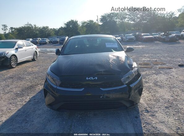 3KPF24AD7RE771895 2024 KIA FORTE Black Widok zestawu wskaźników
