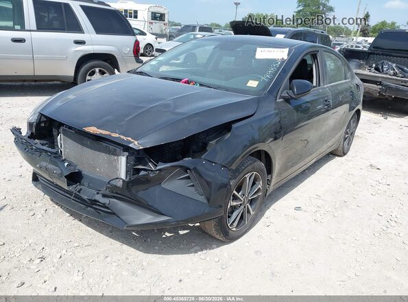 3KPF24AD7RE789832 2024 KIA FORTE Gray Przód lewy