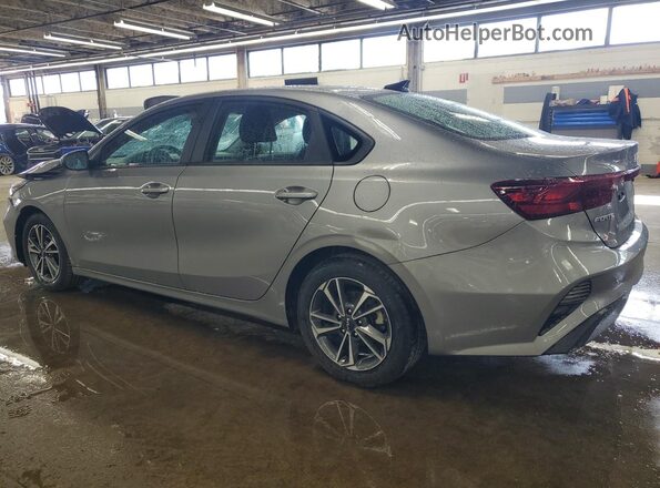 3KPF24AD7RE795047 2024 KIA FORTE Серый 