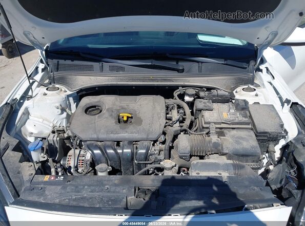 3KPF24AD7RE803034 2024 KIA FORTE Белый Вид сзади