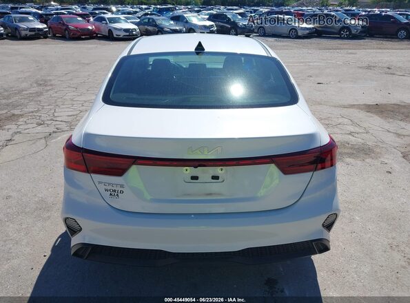 3KPF24AD7RE803034 2024 KIA FORTE Белый 