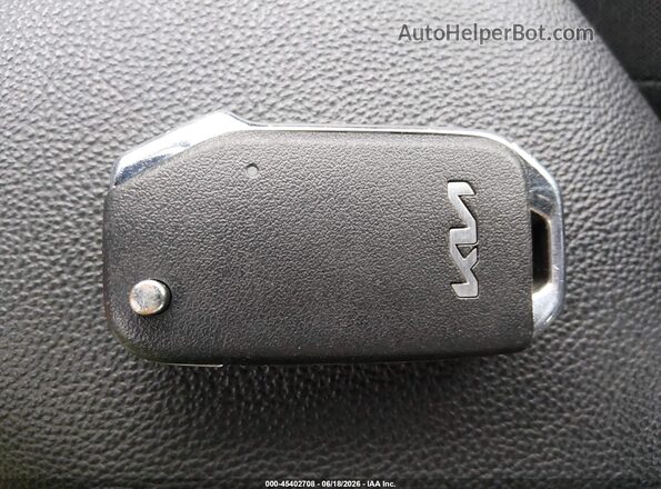 3KPF24AD7RE807097 2024 KIA FORTE Red Вид панелі приладів