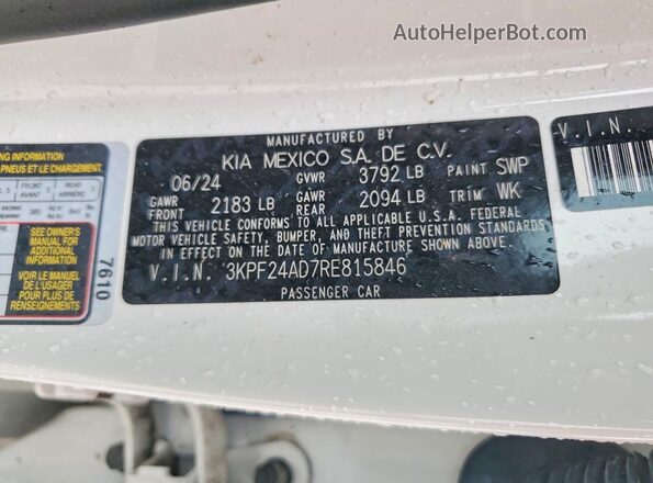 3KPF24AD7RE815846 2024 KIA FORTE White 