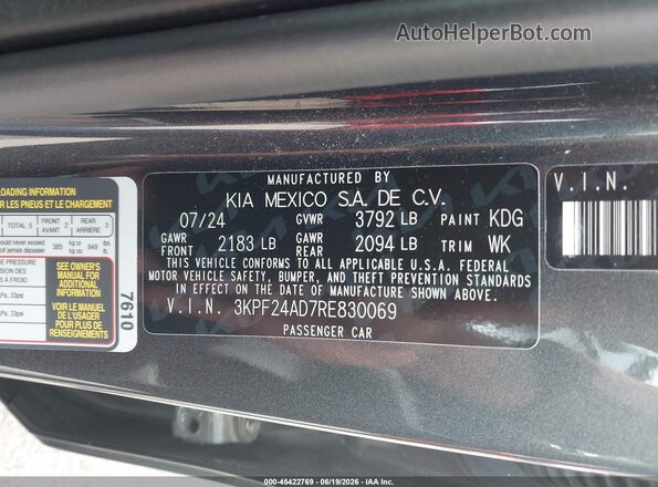 3KPF24AD7RE830069 2024 KIA FORTE Gray Widok komory silnika