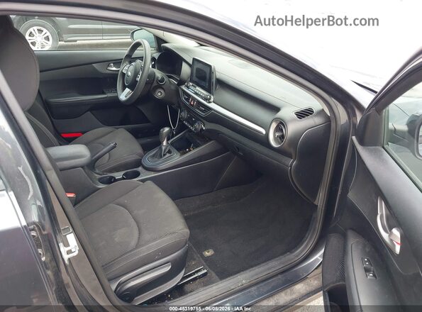 3KPF24AD8KE034520 2019 KIA FORTE Gray Vista interior delantera