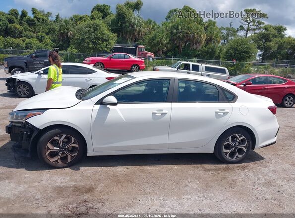 3KPF24AD8LE232662 2020 KIA FORTE White Սալոնի 360 աստիճան տեսք